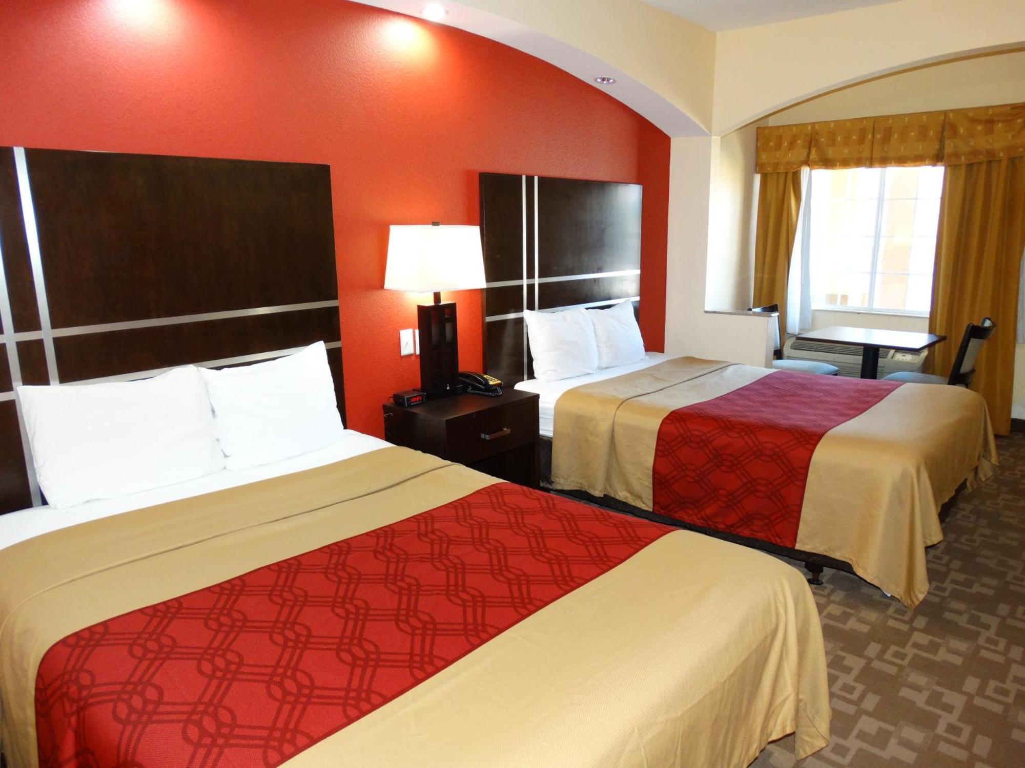 Regency Inn & Suites - Бейтаун Номер фото