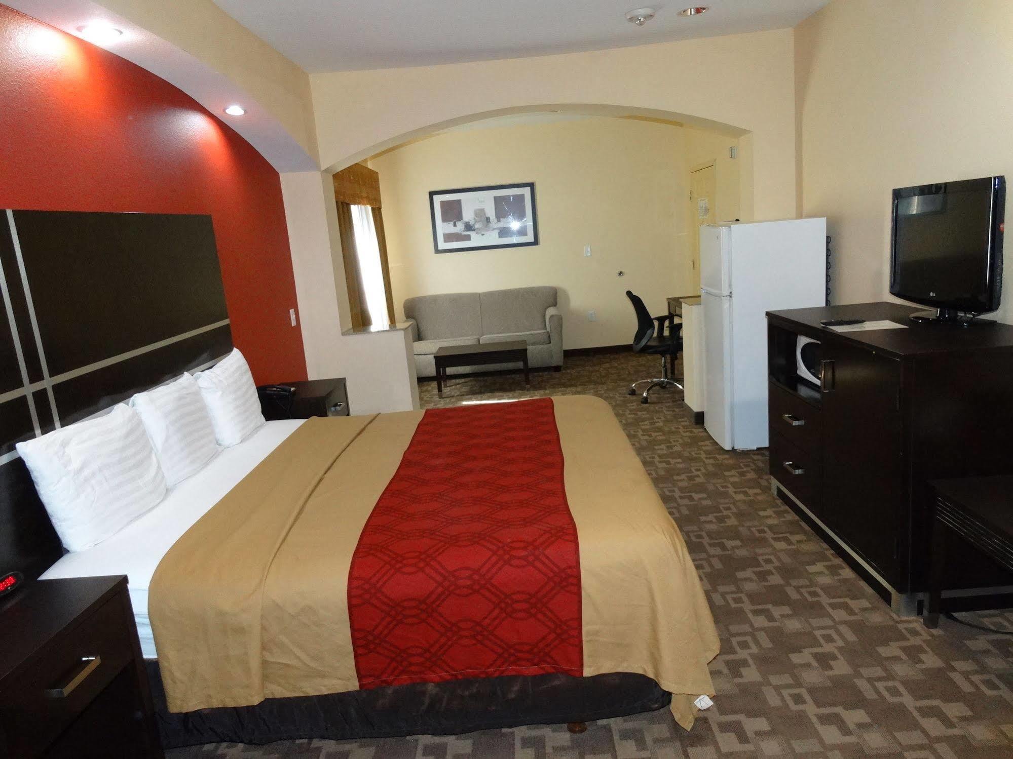 Regency Inn & Suites - Бейтаун Экстерьер фото